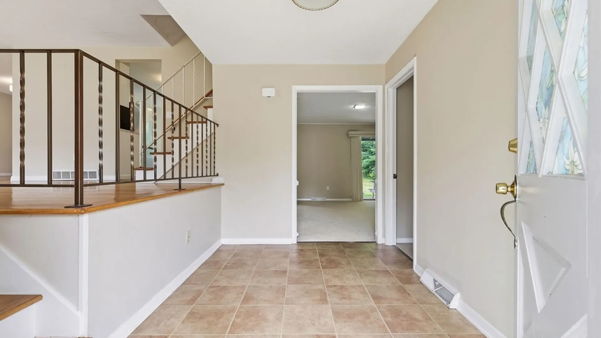 Property at 115 Saybrook Lane, DeWitt, NY 13214 4