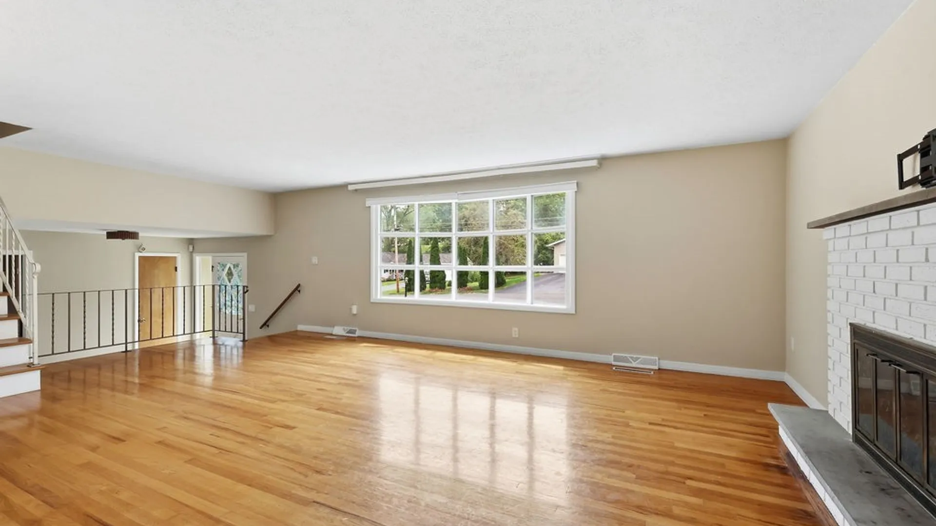 Property at 115 Saybrook Lane, DeWitt, NY 13214 10