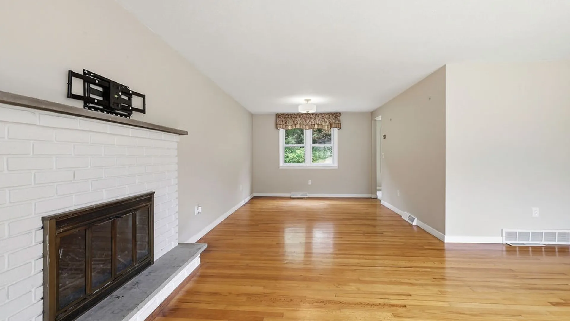 Property at 115 Saybrook Lane, DeWitt, NY 13214 13