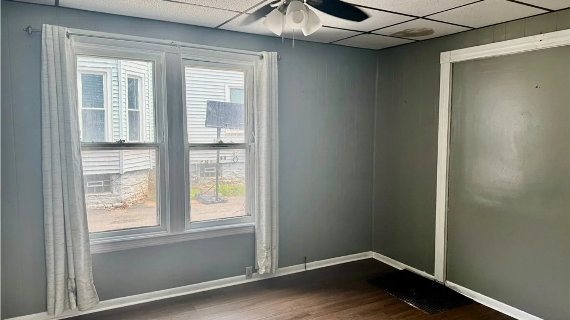 Property at 29 Dellinger Avenue, Batavia City, NY 14020 4