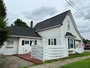 Property at 416 Broadway Apt. A, Elmira City, NY 14904