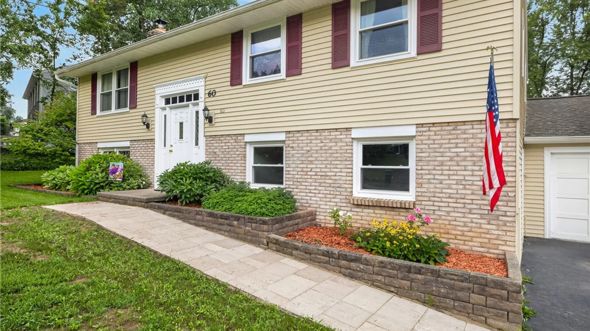 Property at 60 Barnfield Road, Henrietta, NY 14534 4