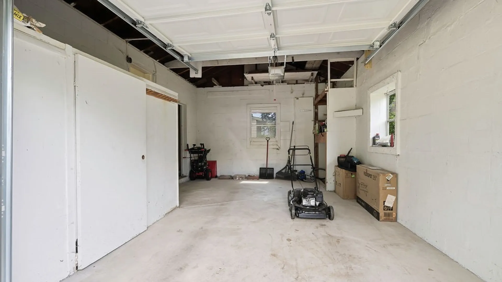 Property at 315 Russell Avenue, Salina, NY 13088 26