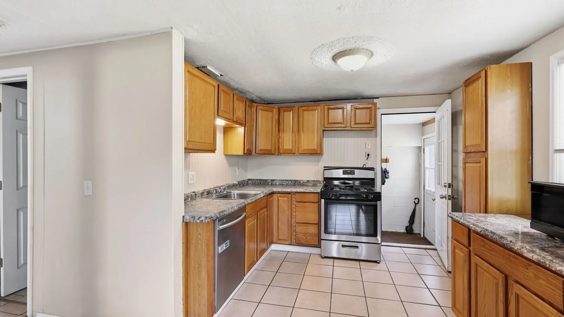 Property at 315 Russell Avenue, Salina, NY 13088 11