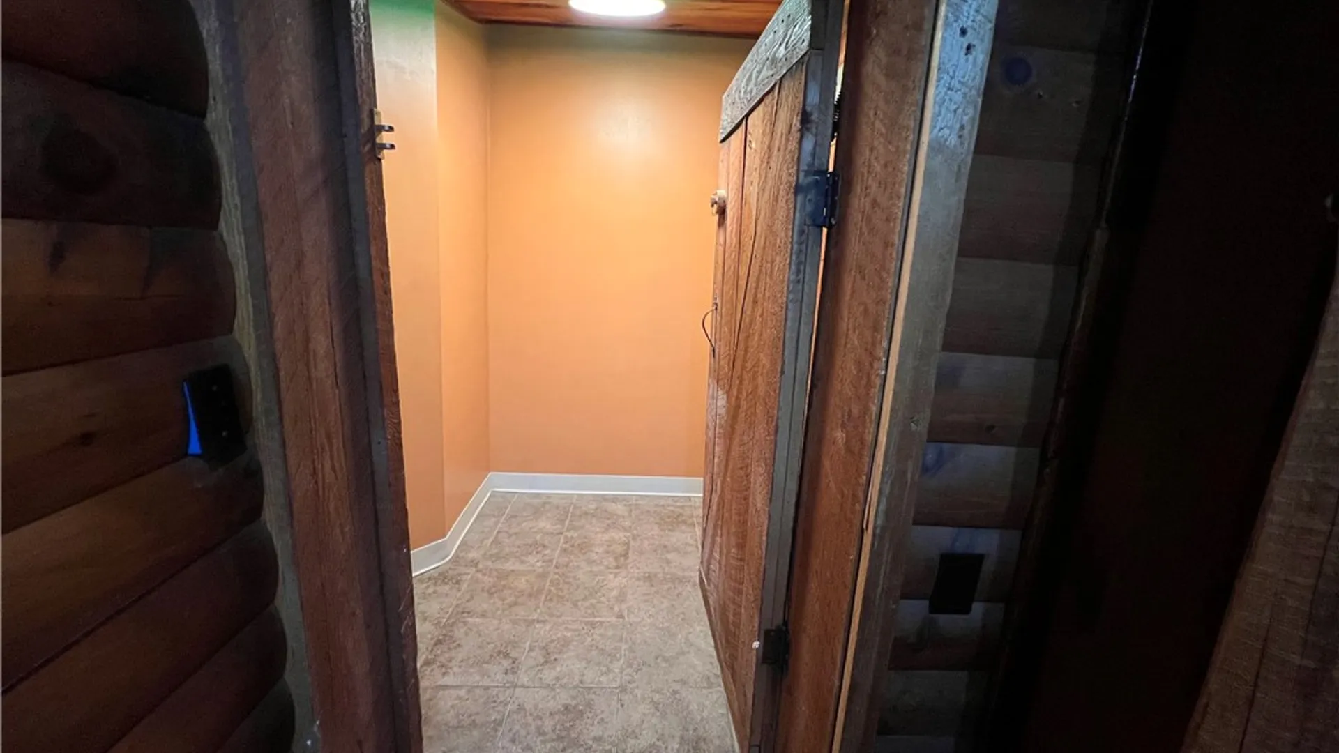 Property at 416 Broadway Apt C, Elmira City, NY 14904 15