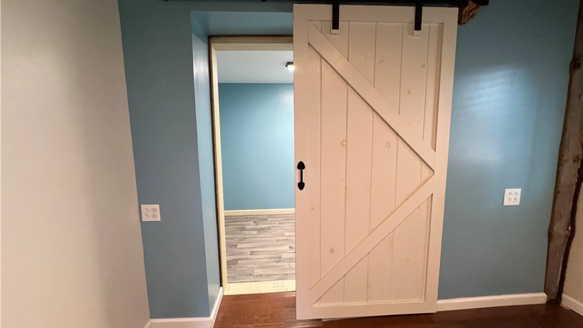 Property at 416 Broadway Apt C, Elmira City, NY 14904 22