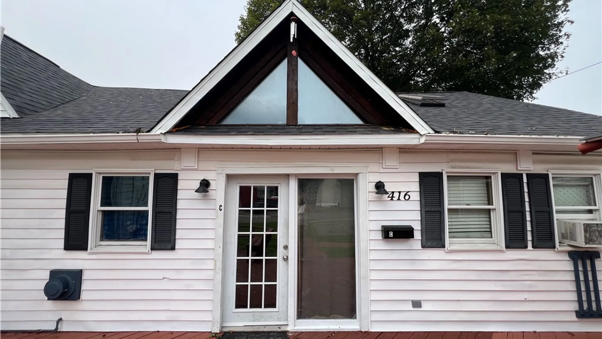 Property at 416 Broadway Apt C, Elmira City, NY 14904 4