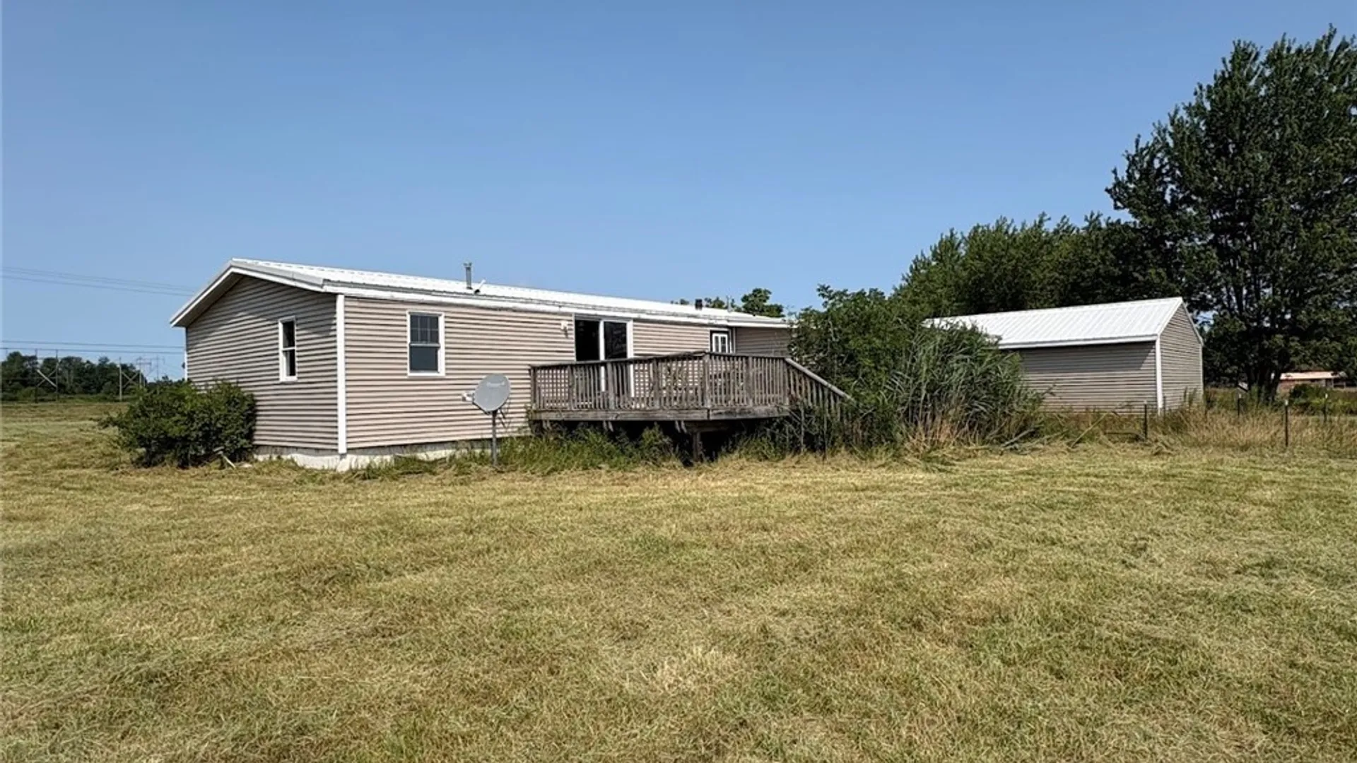 Property at 1068 County Route 10, Schroeppel, NY 13132 24