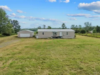 Property at 1068 County Route 10, Schroeppel, NY 13132