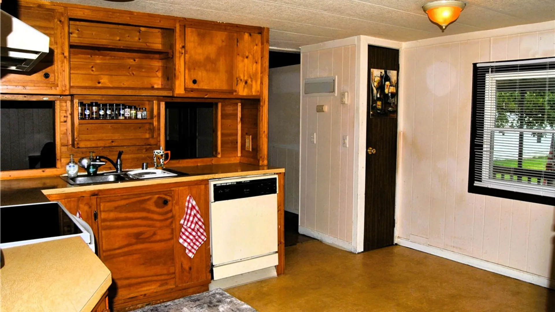 Property at 40 Parkview Drive, Avon, NY 14414 6