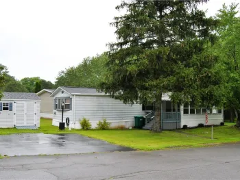 Property at 40 Parkview Drive, Avon, NY 14414
