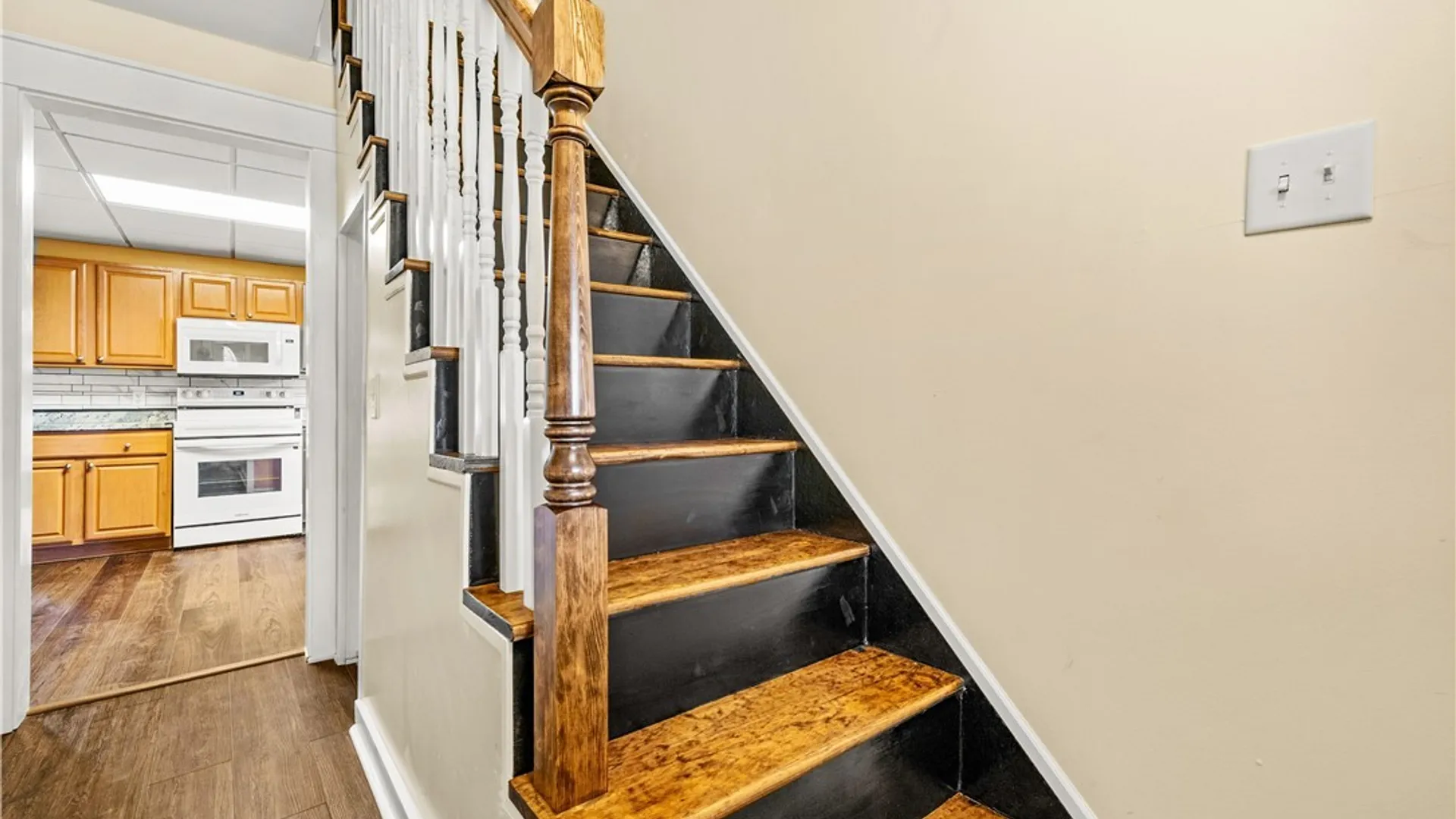 Property at 121 1st Street, Rome, NY 13440 5