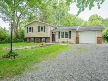 Property at 2573 Pratt Road, Pembroke, NY 14020