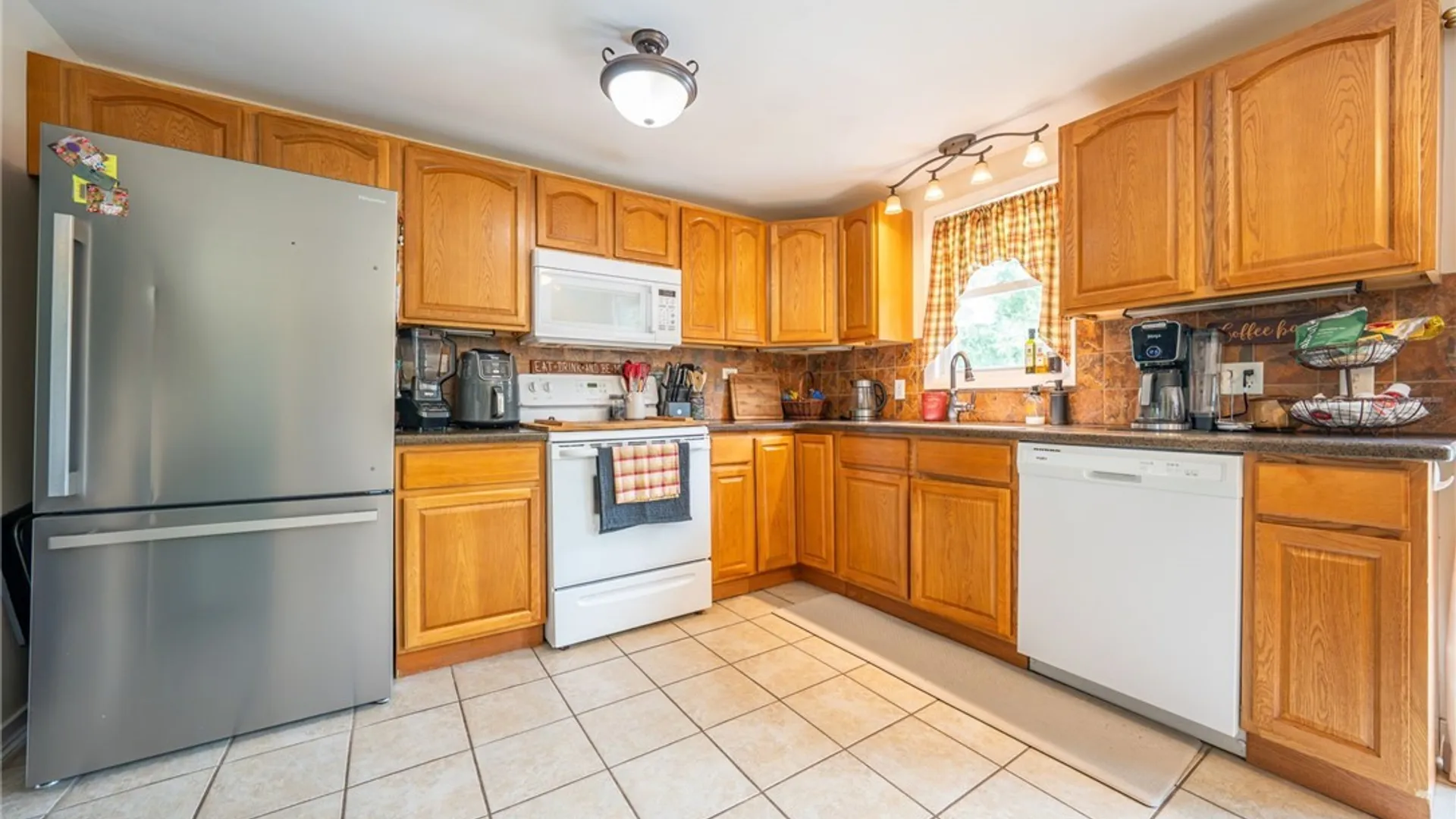 Property at 2573 Pratt Road, Pembroke, NY 14020 11