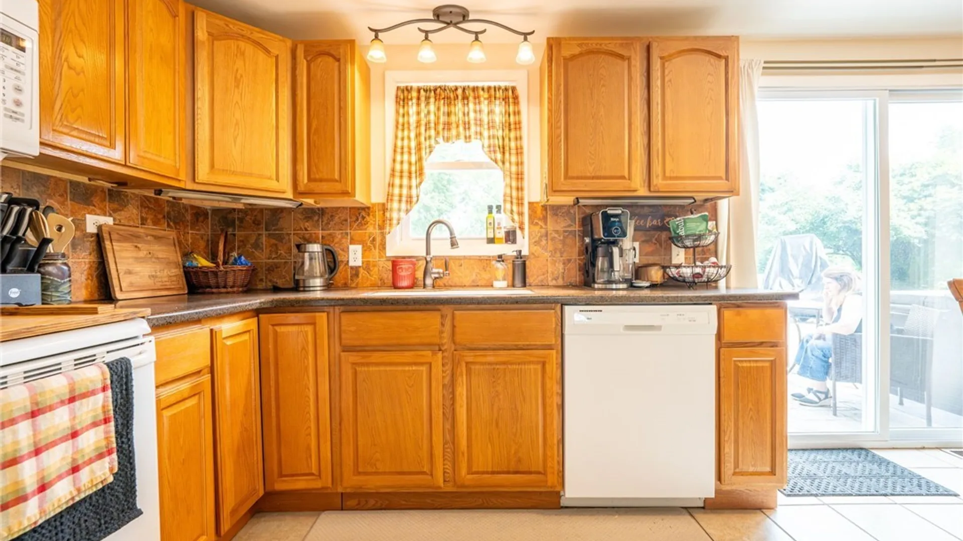Property at 2573 Pratt Road, Pembroke, NY 14020 14