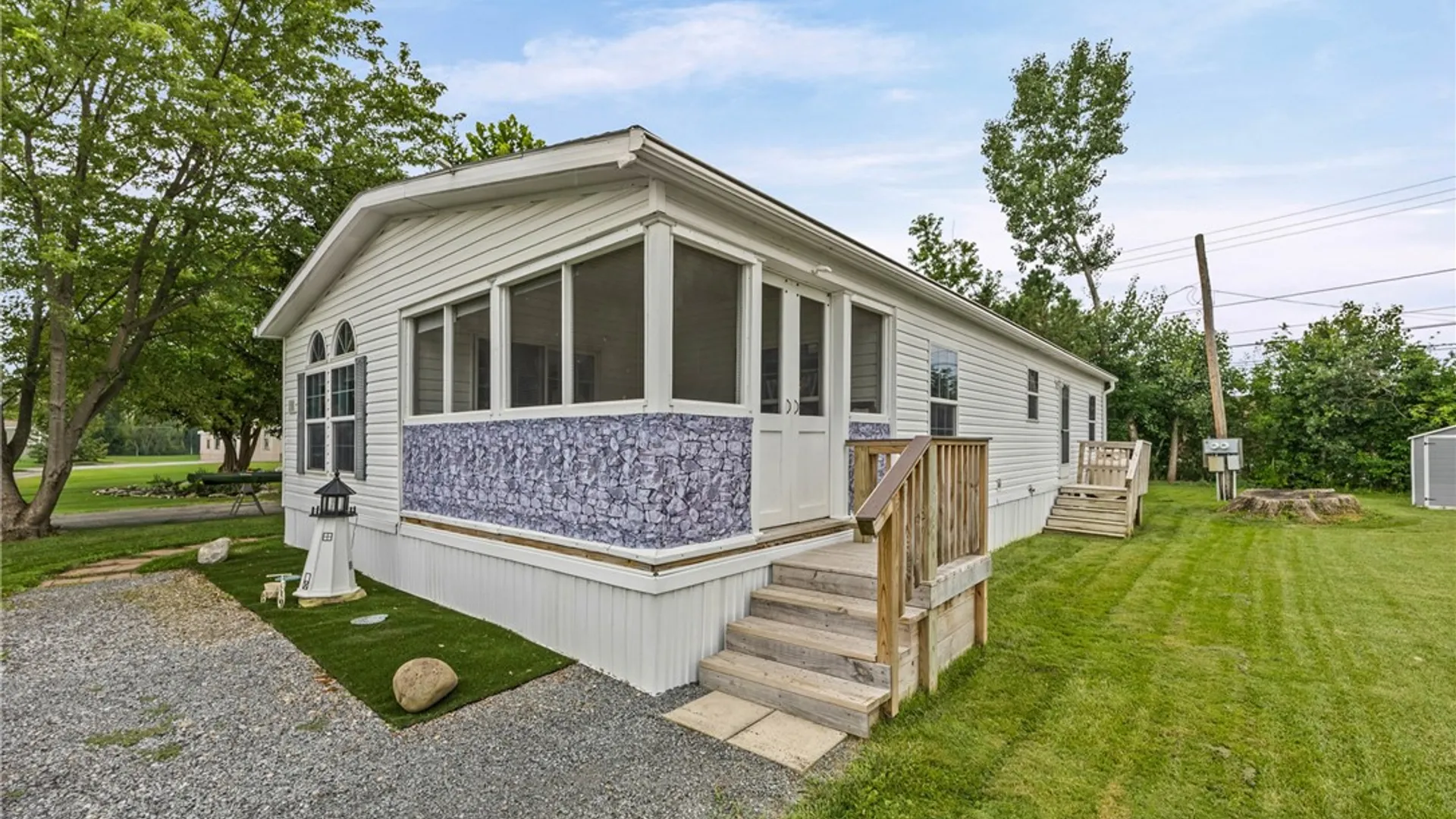 Property at 129 Saltonstall Street, Canandaigua City, NY 14424 6