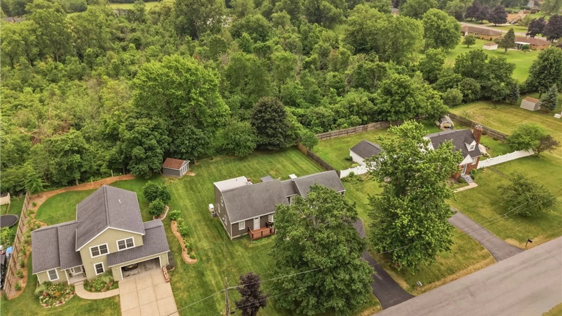 Property at 39 E Home Road, Lancaster, NY 14026 10