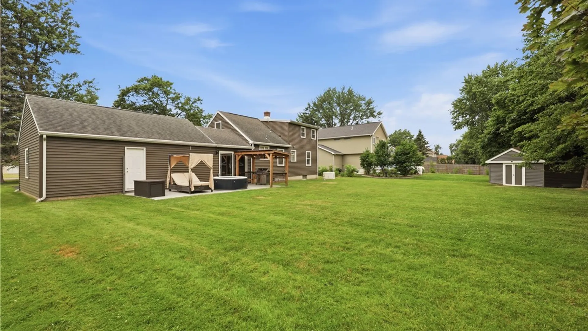Property at 39 E Home Road, Lancaster, NY 14026 6
