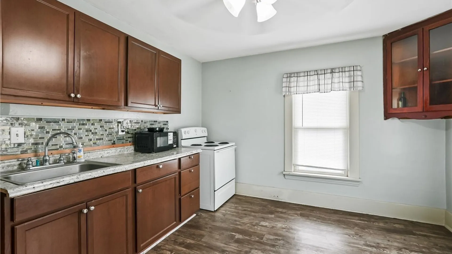 Property at 431 Stone Street, Oneida, NY 13421 28