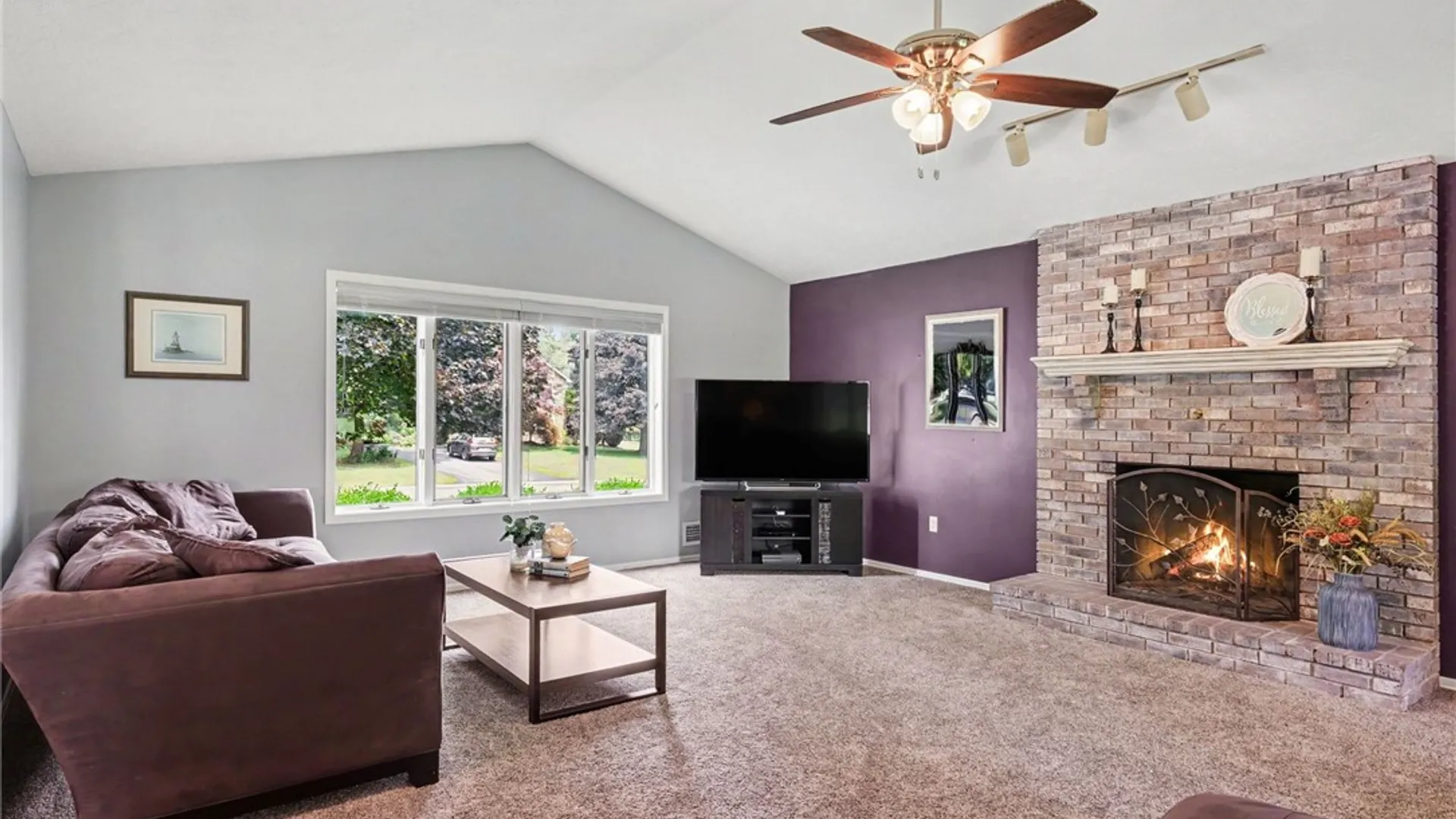 Property at 1094 Bright Stream Way, Webster, NY 14580 6