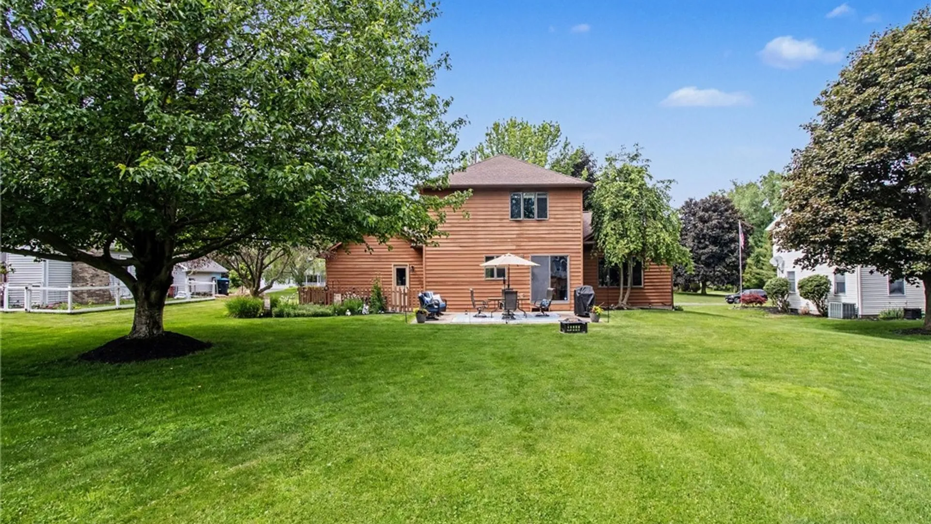 Property at 1094 Bright Stream Way, Webster, NY 14580 34