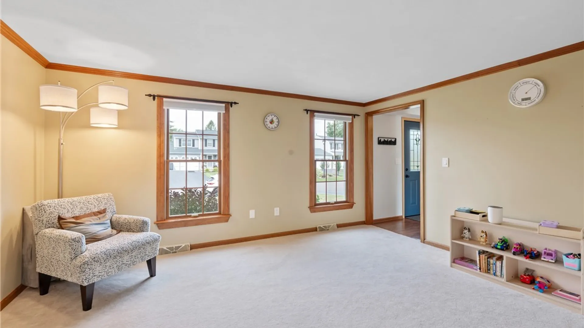 Property at 4233 Halfmoon Circle, Clay, NY 13090 7