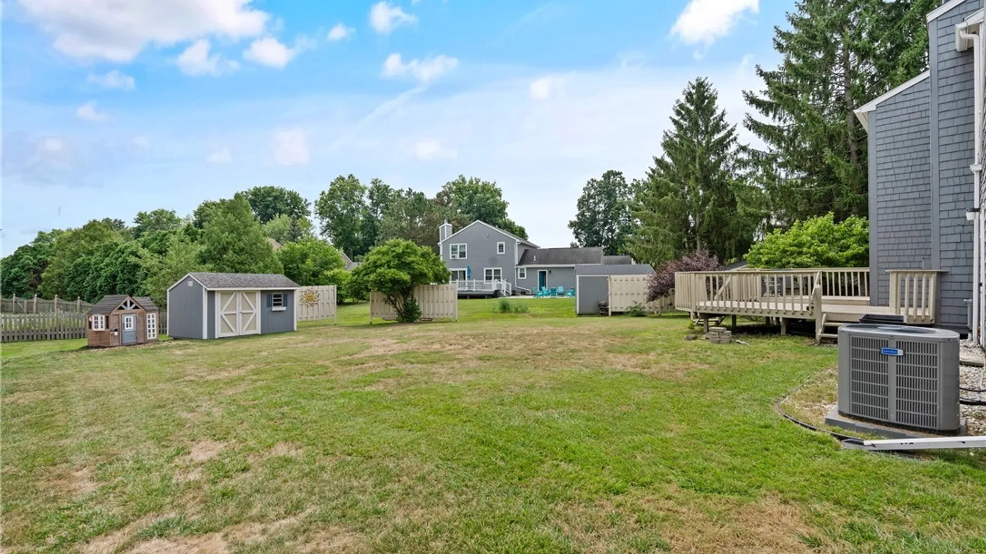 Property at 4233 Halfmoon Circle, Clay, NY 13090 40