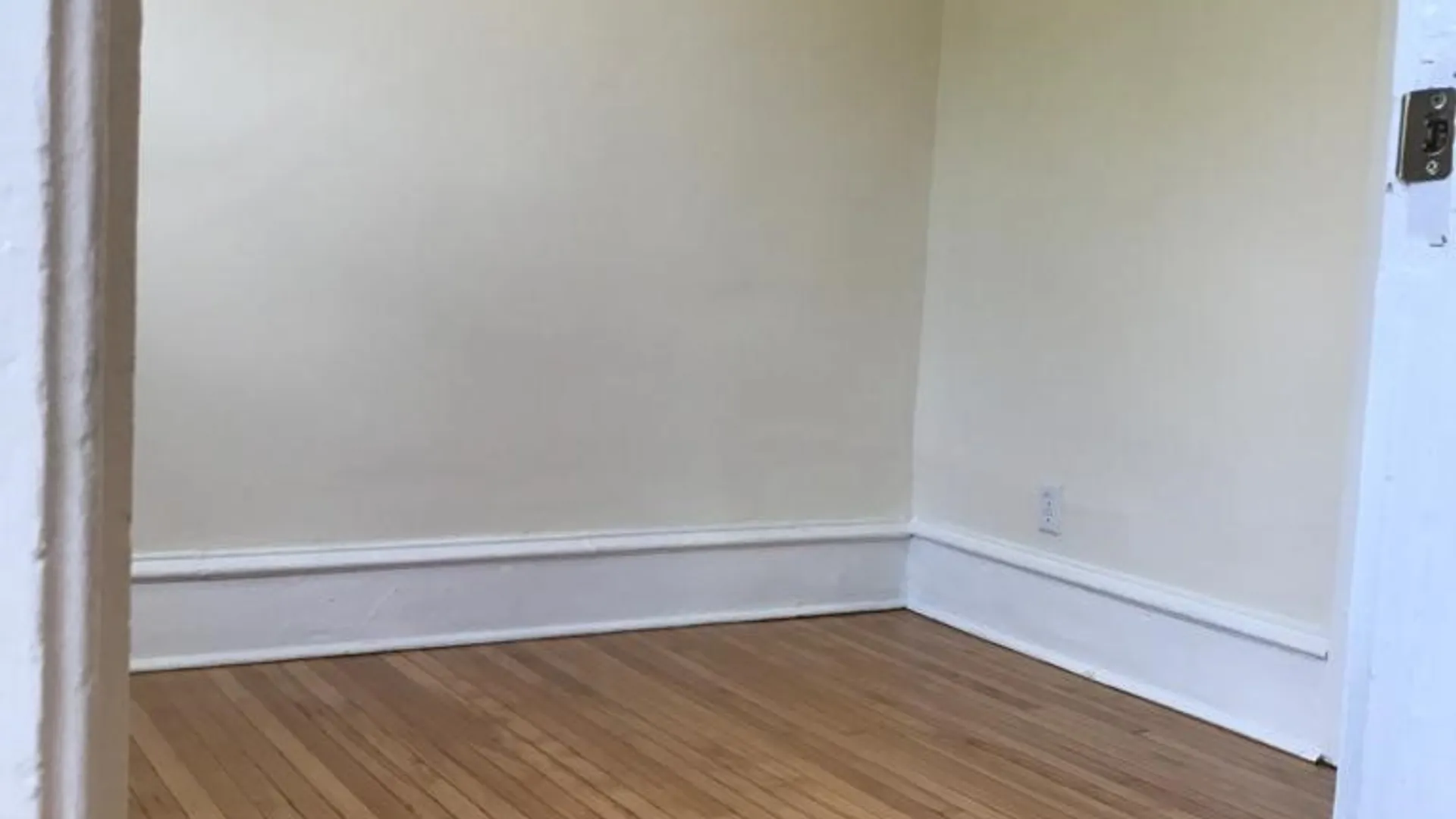 Property at 206 HAWLEY AVENUE APT 2, Syracuse, NY 13203 24