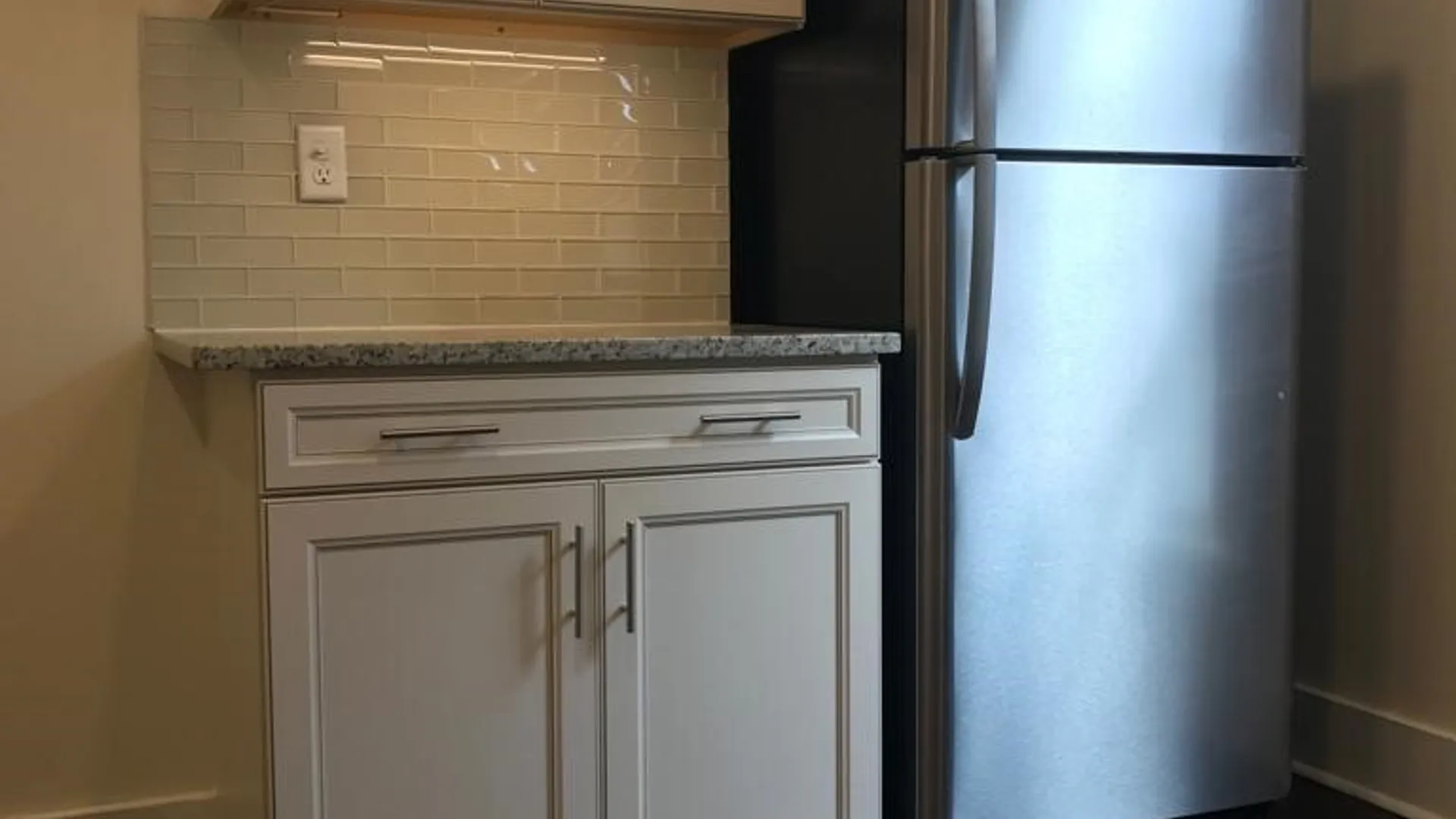 Property at 206 HAWLEY AVENUE APT 2, Syracuse, NY 13203 6
