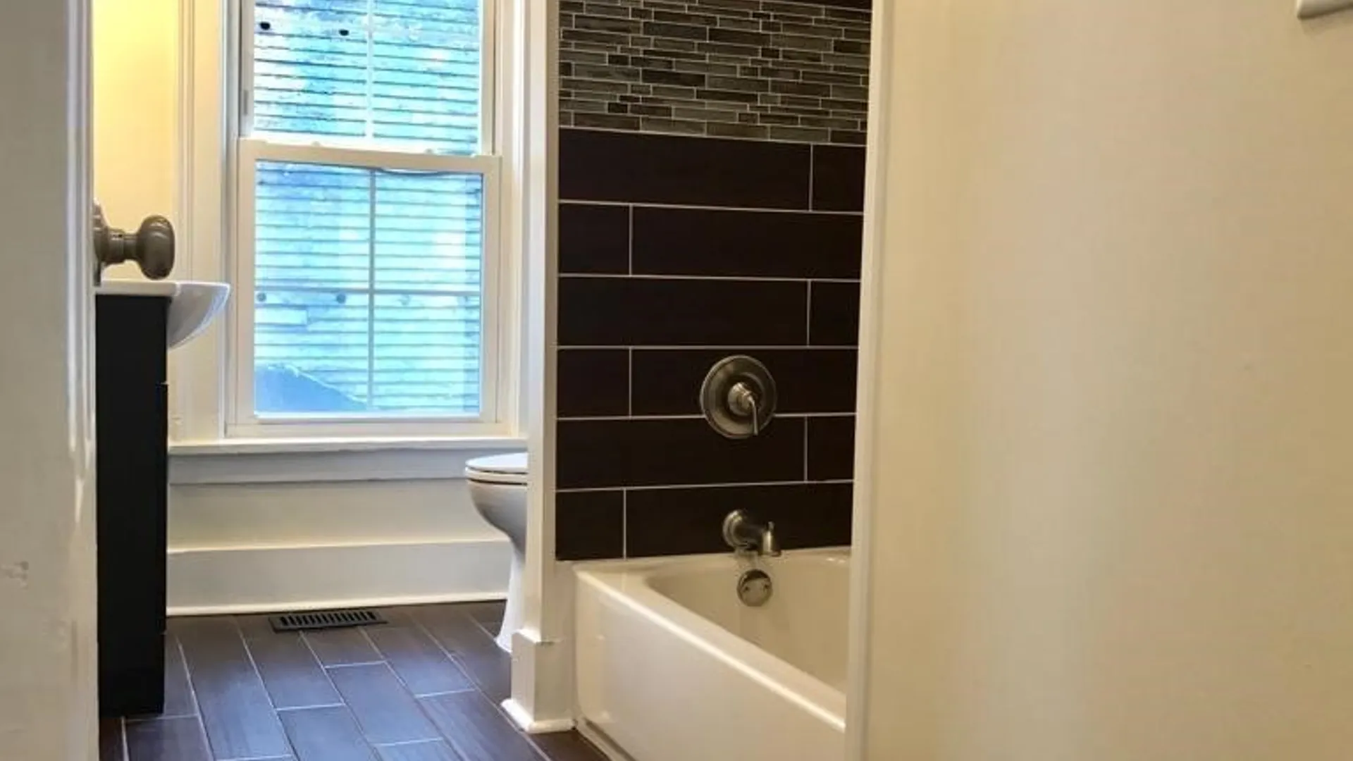 Property at 206 HAWLEY AVENUE APT 2, Syracuse, NY 13203 10