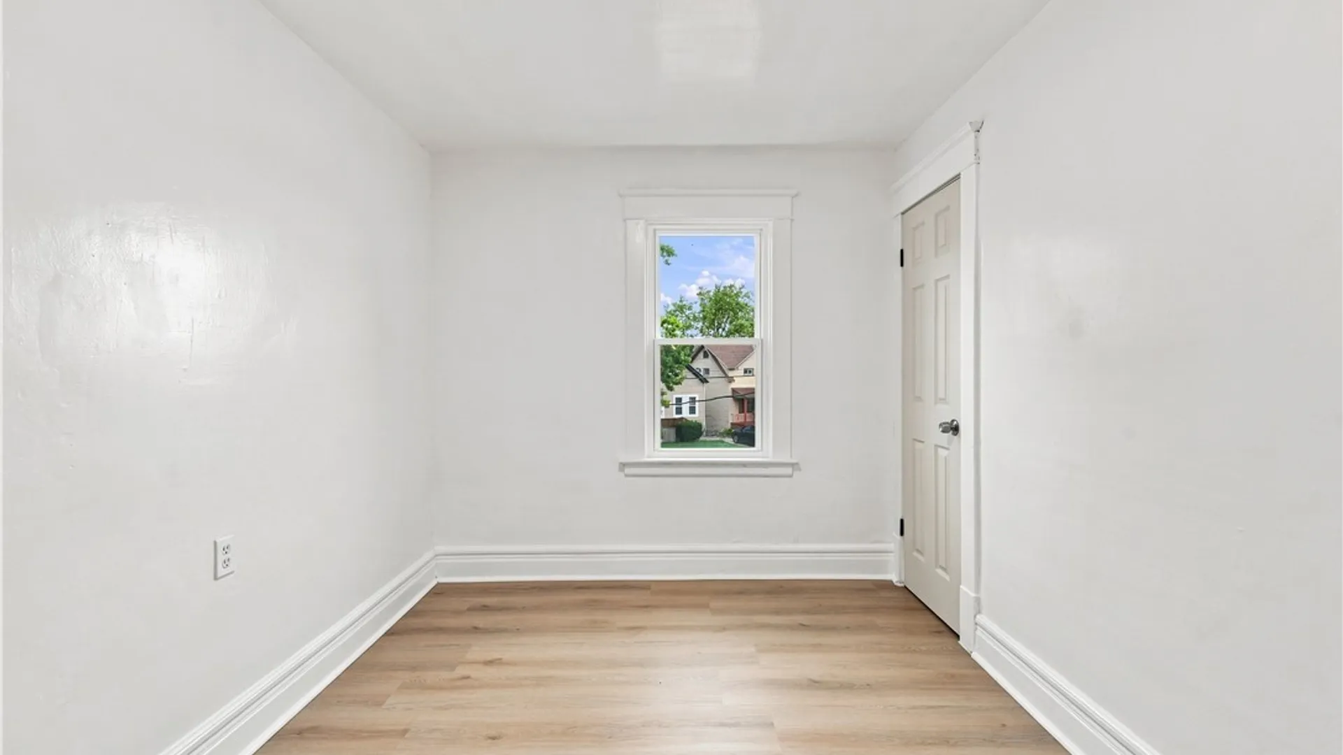 Property at 5 Fennimore Avenue, Buffalo, NY 14215 30