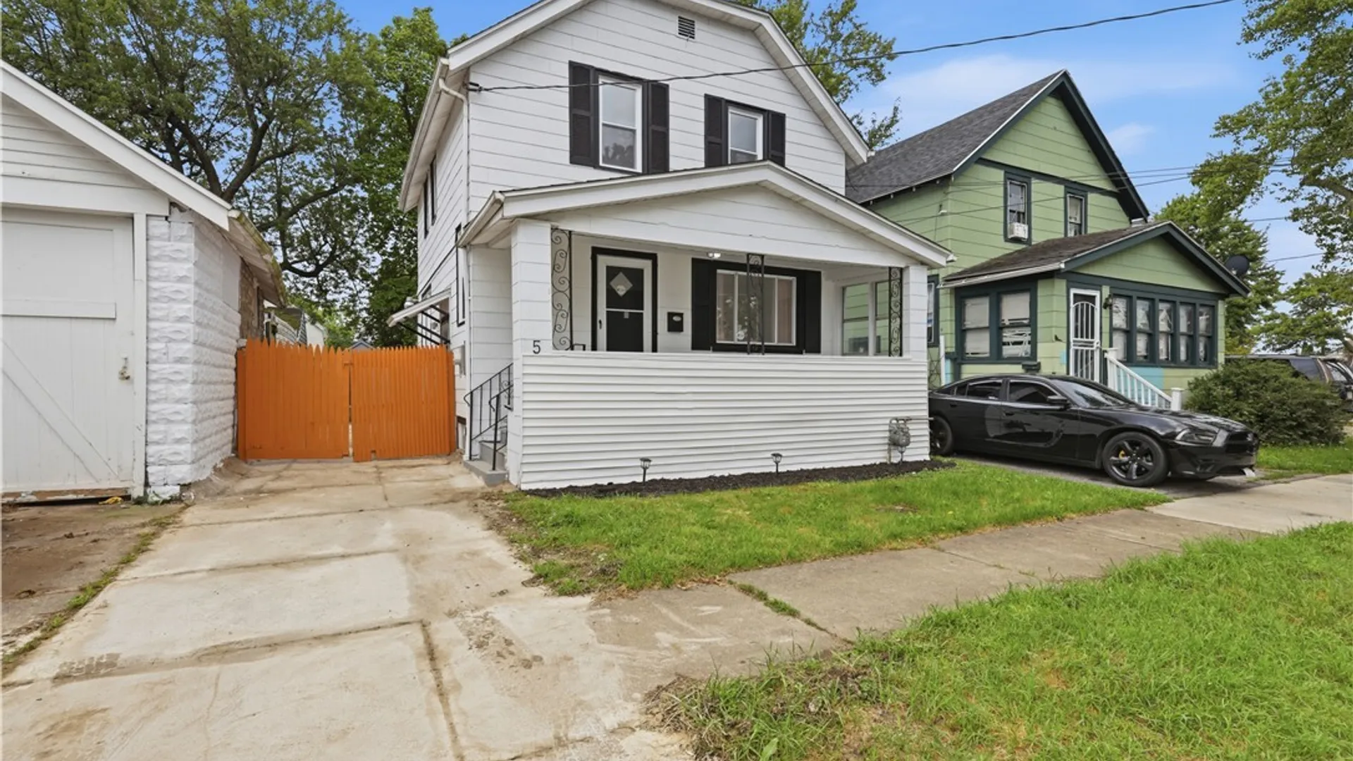 Property at 5 Fennimore Avenue, Buffalo, NY 14215 4