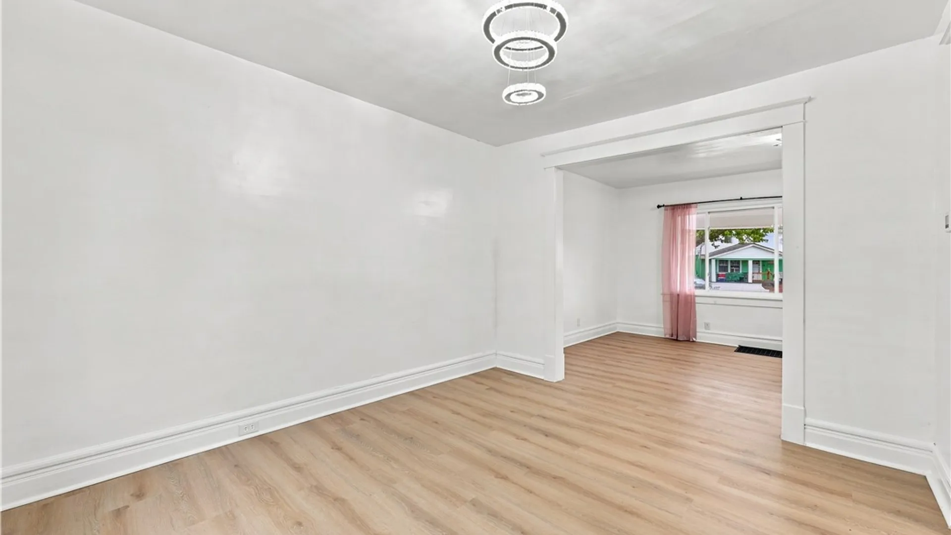 Property at 5 Fennimore Avenue, Buffalo, NY 14215 15