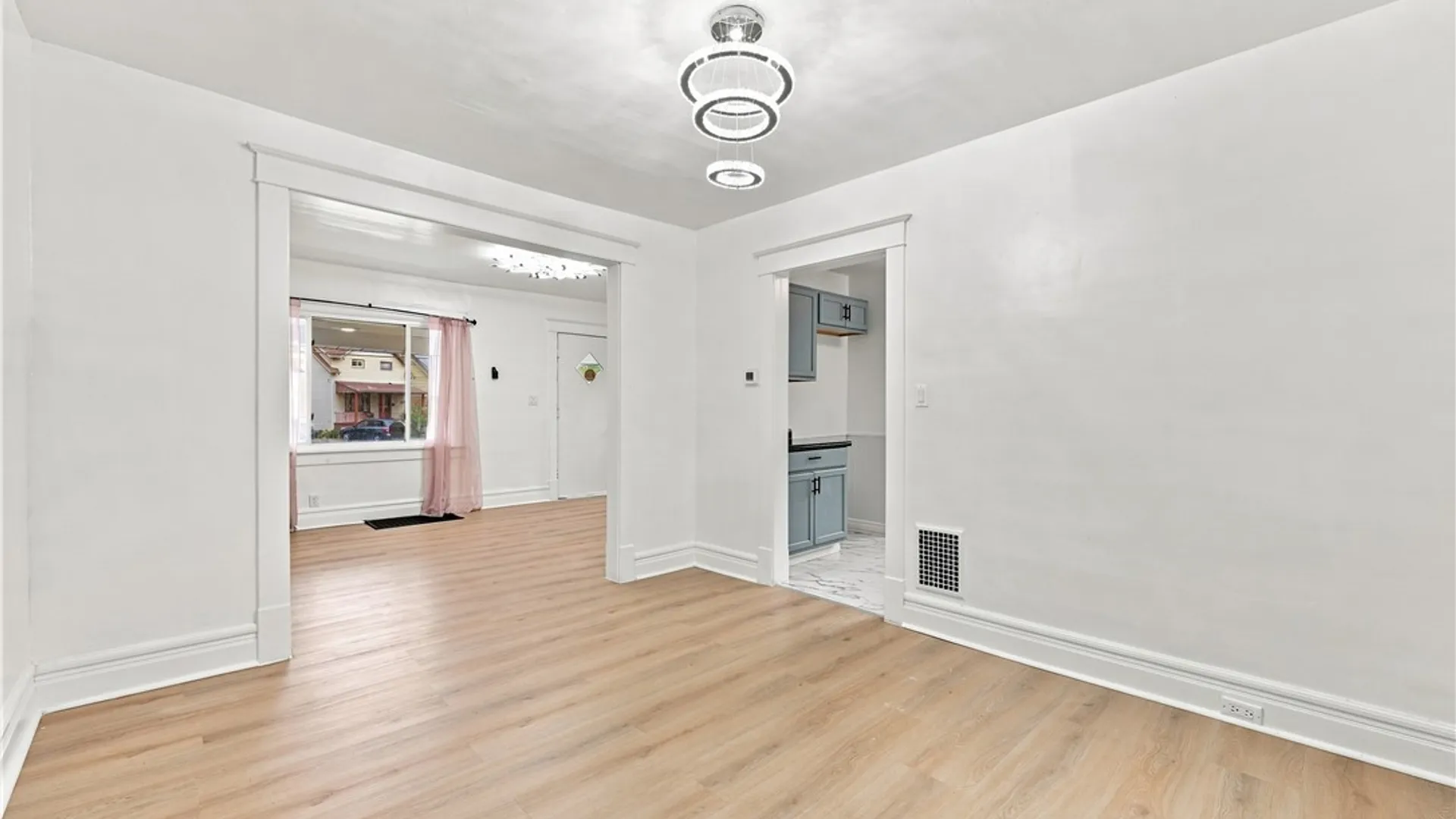 Property at 5 Fennimore Avenue, Buffalo, NY 14215 16