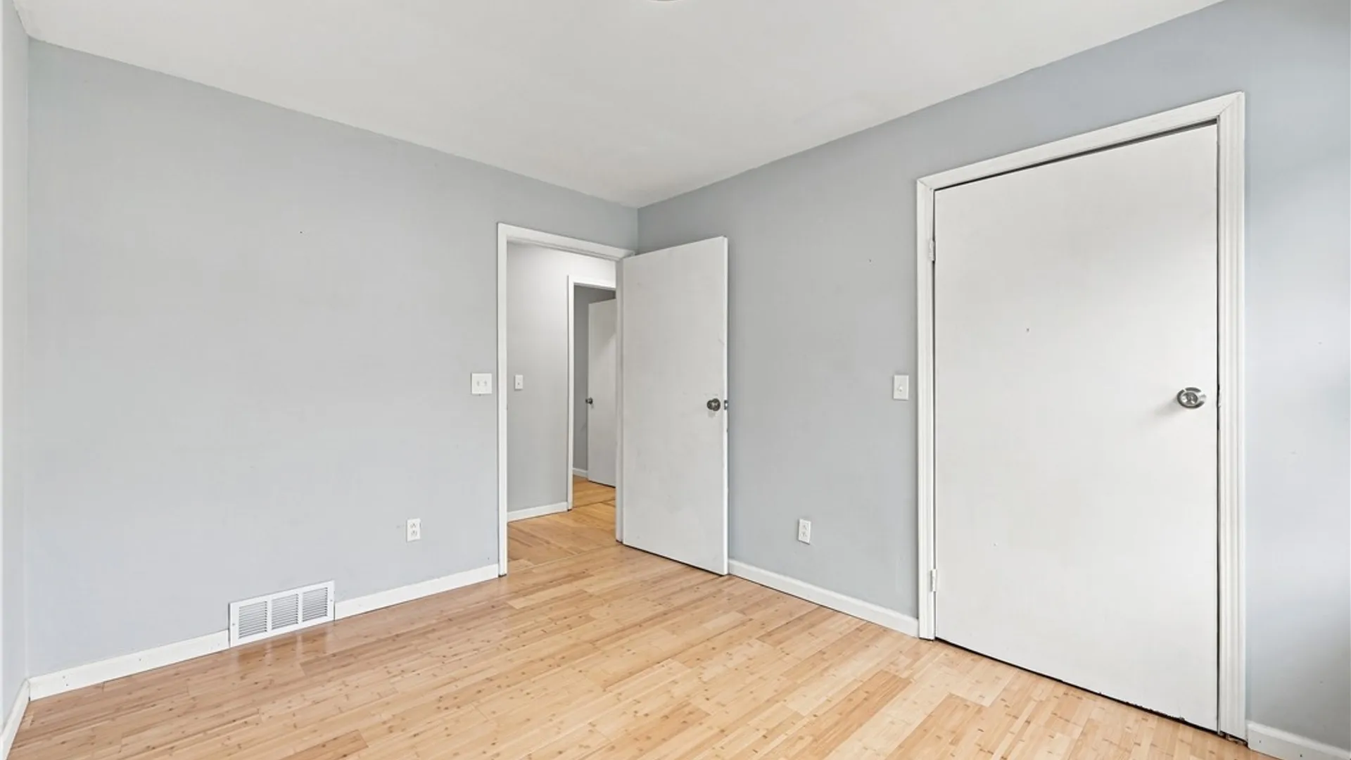Property at 74 Grey Street, Buffalo, NY 14212 24