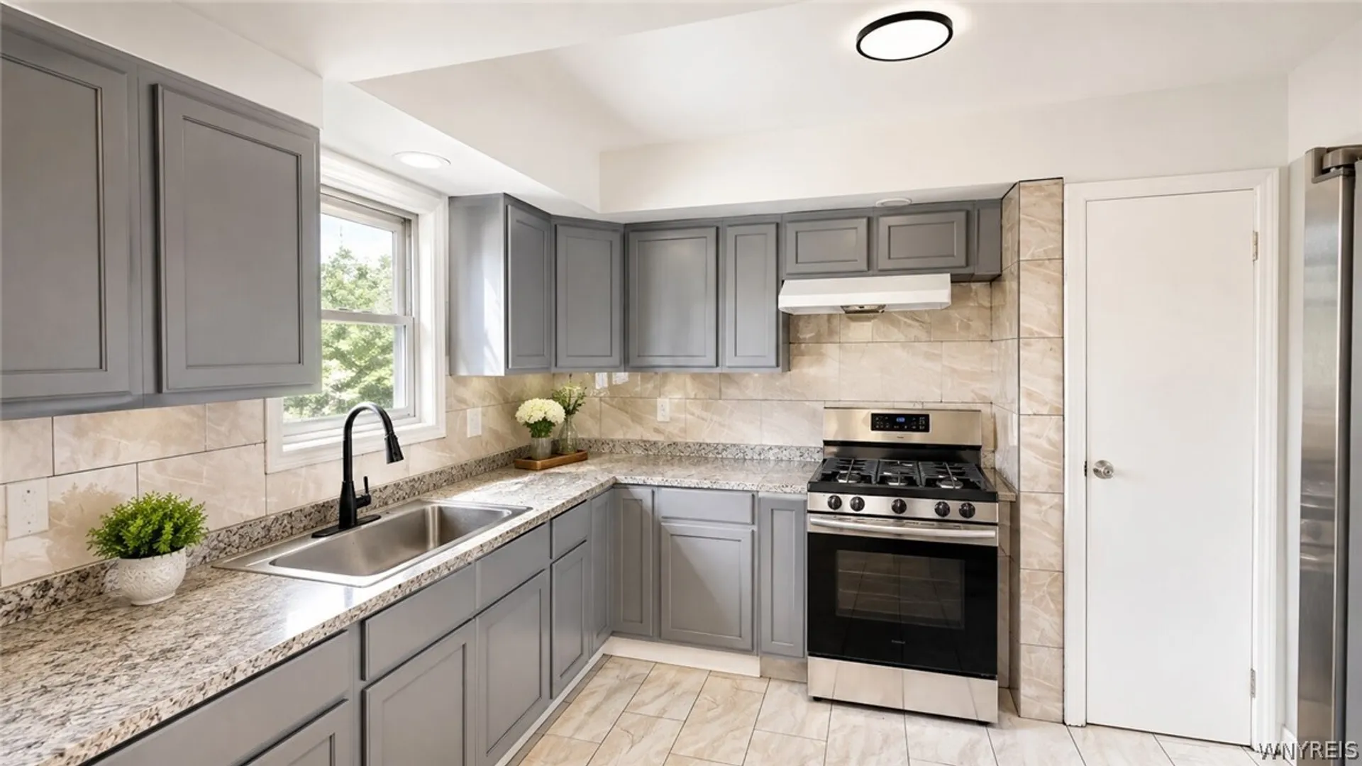 Property at 74 Grey Street, Buffalo, NY 14212 16