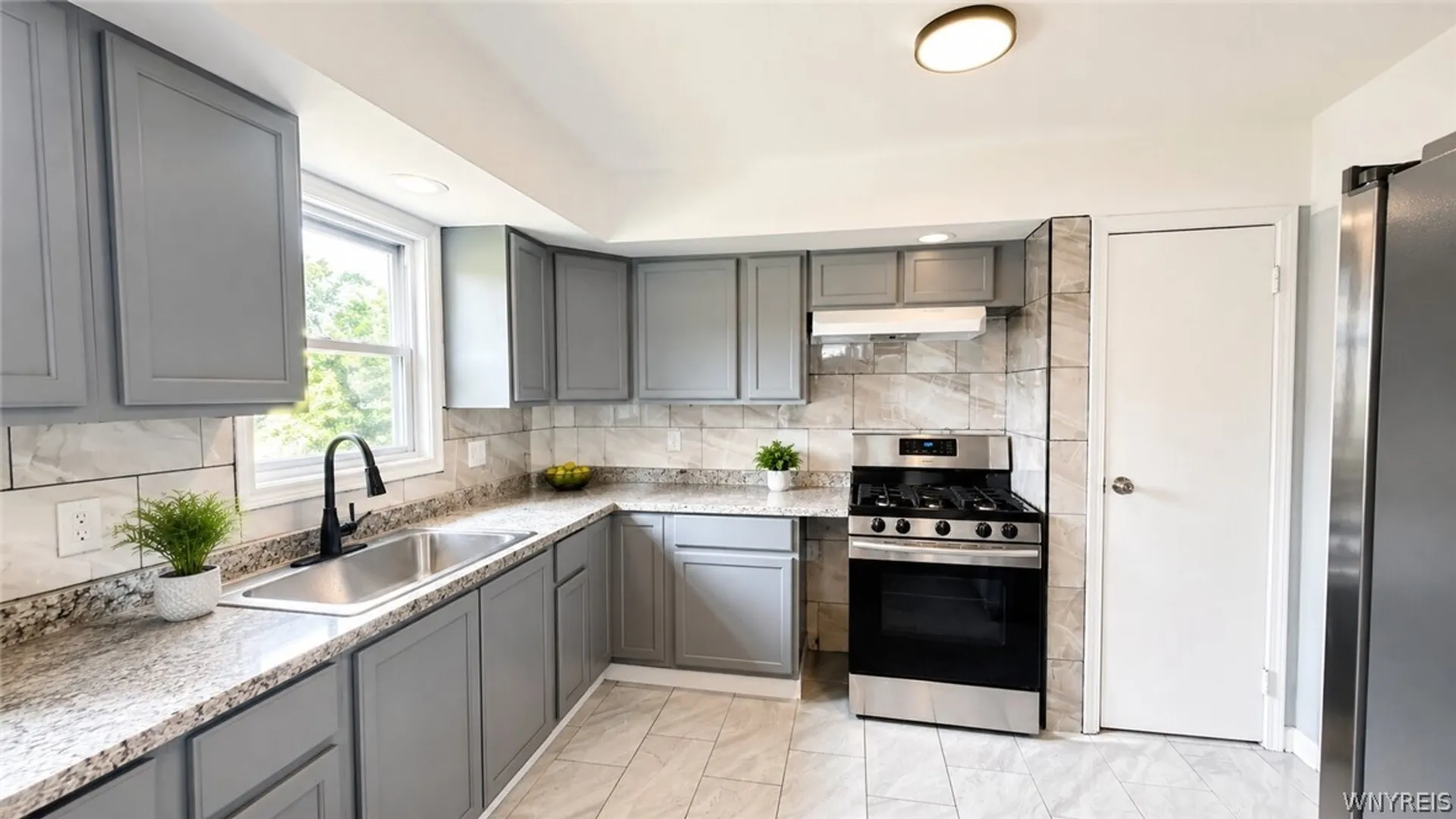 Property at 74 Grey Street, Buffalo, NY 14212 20