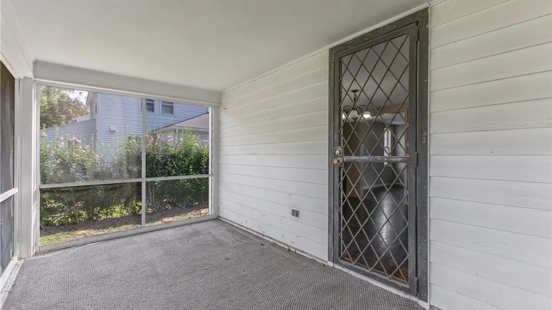 Property at 1207 Comstock Avenue, Syracuse, NY 13210 33