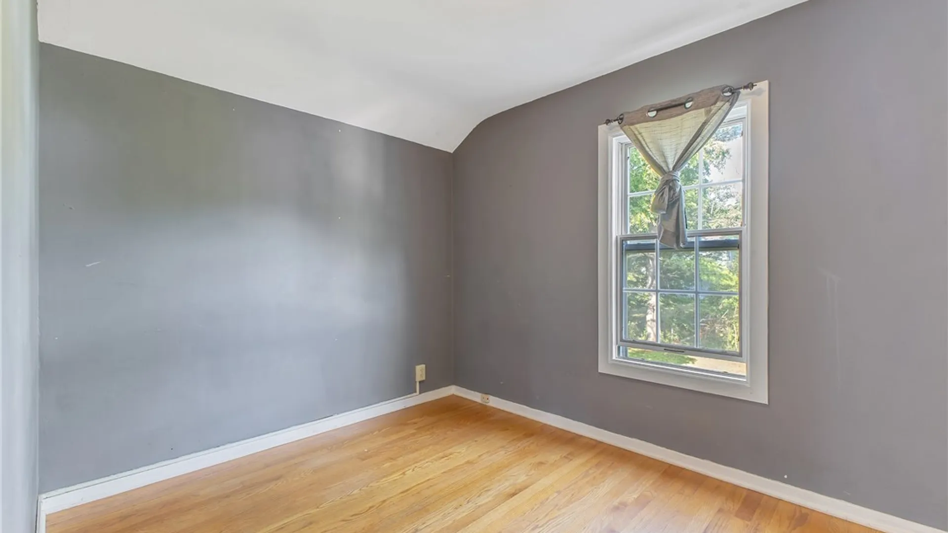 Property at 1207 Comstock Avenue, Syracuse, NY 13210 24