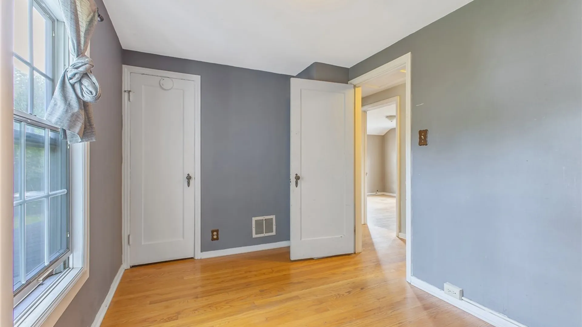 Property at 1207 Comstock Avenue, Syracuse, NY 13210 25