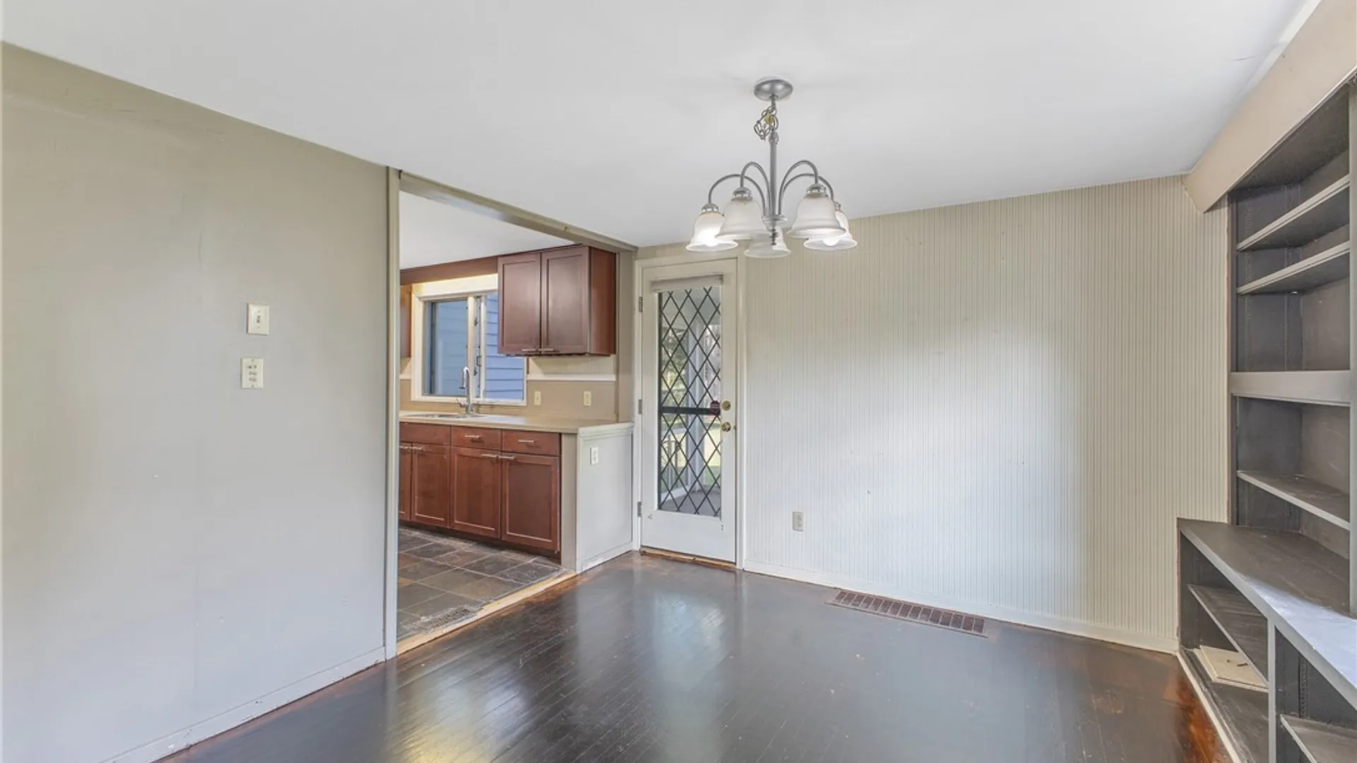 Property at 1207 Comstock Avenue, Syracuse, NY 13210 7