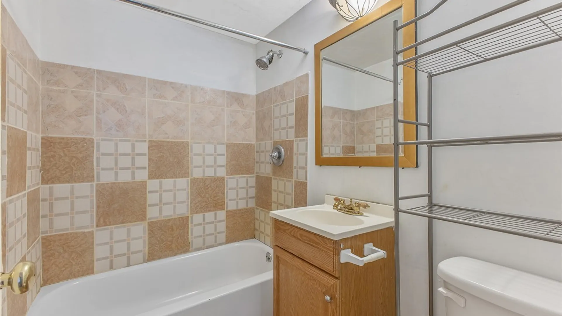 Property at 1207 Comstock Avenue, Syracuse, NY 13210 16