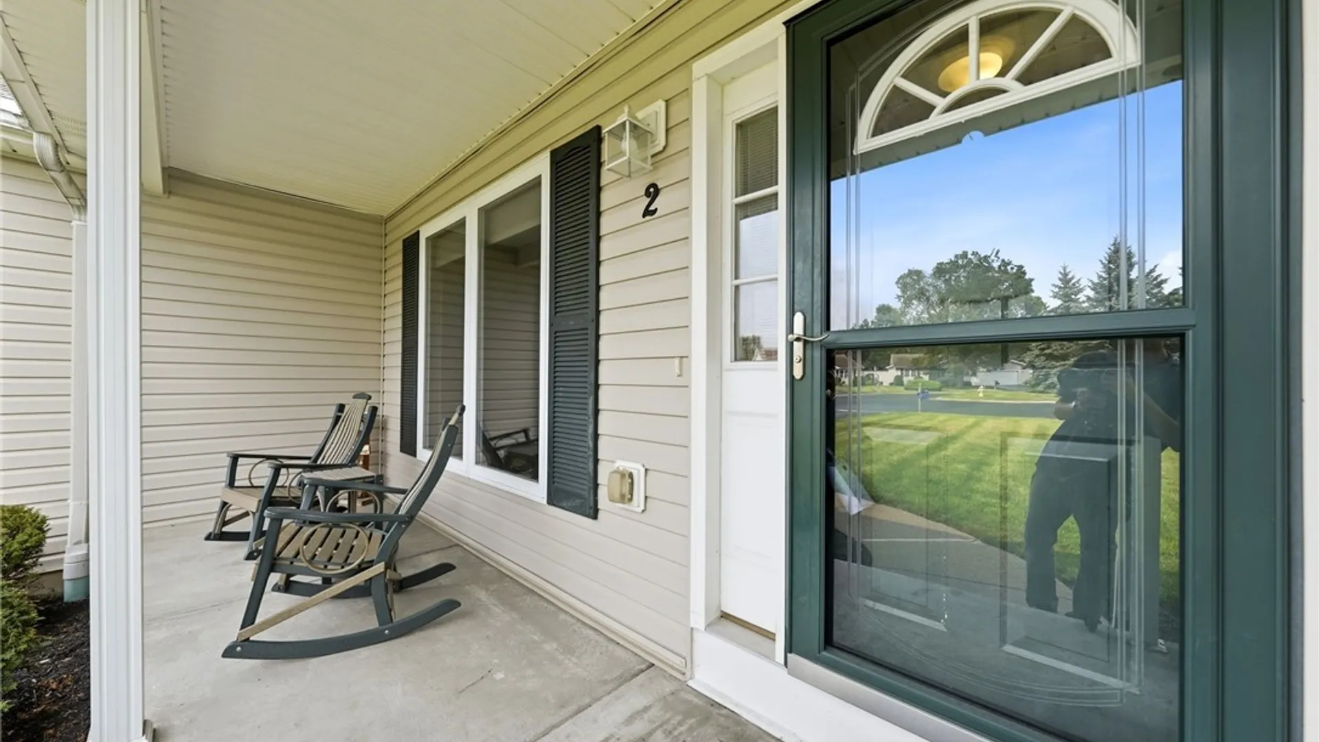 Property at 2 Alexander Parkway, Pendleton, NY 14120 4