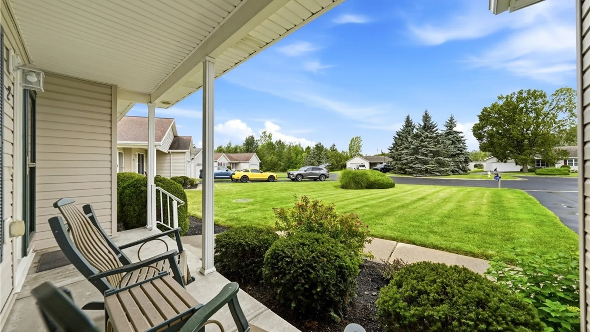 Property at 2 Alexander Parkway, Pendleton, NY 14120 5