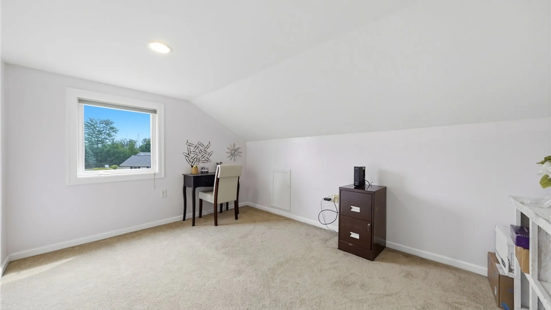 Property at 2 Alexander Parkway, Pendleton, NY 14120 34