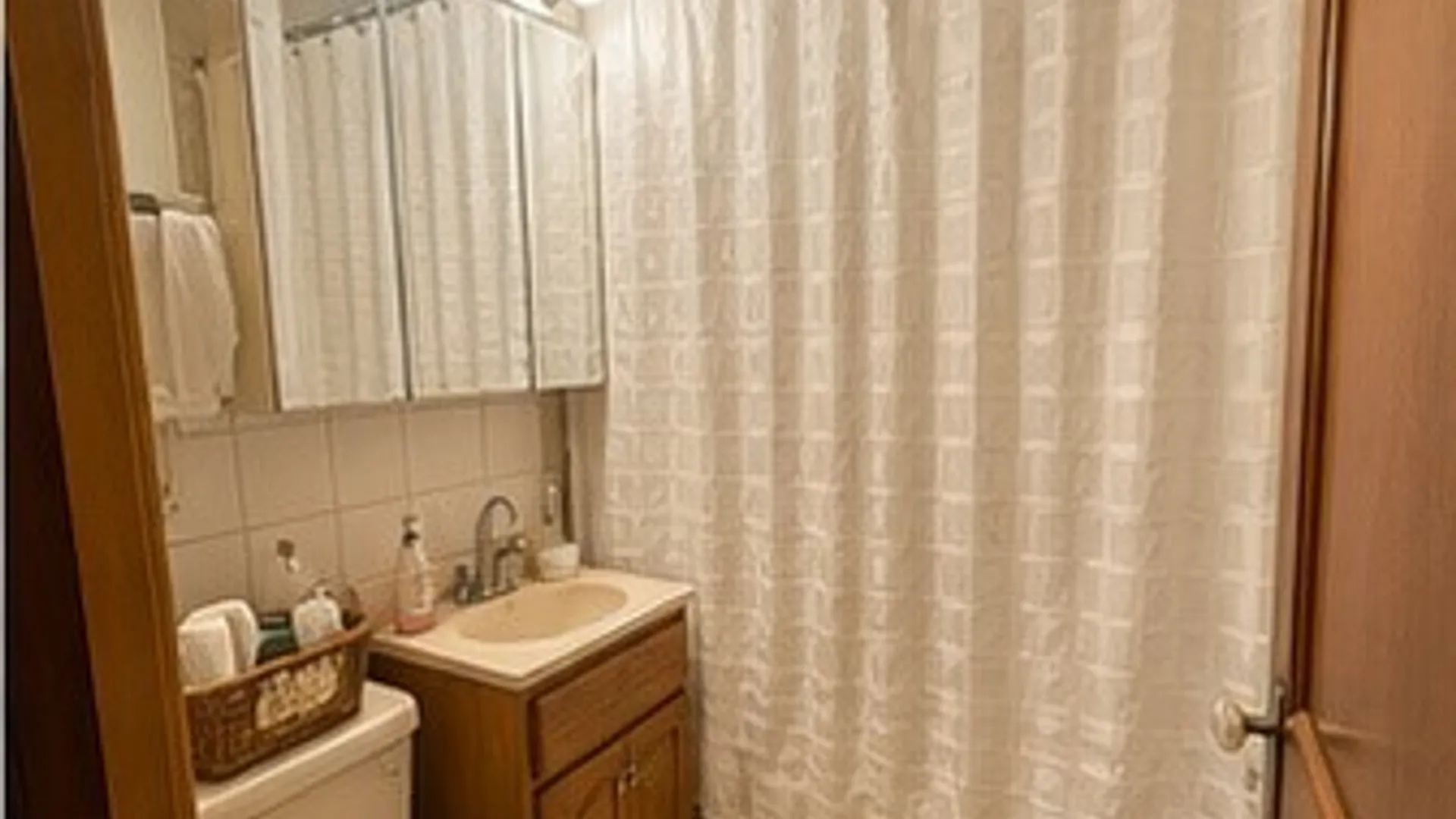 Property at 1318 Norwood Avenue, Niagara Falls, NY 14305 9