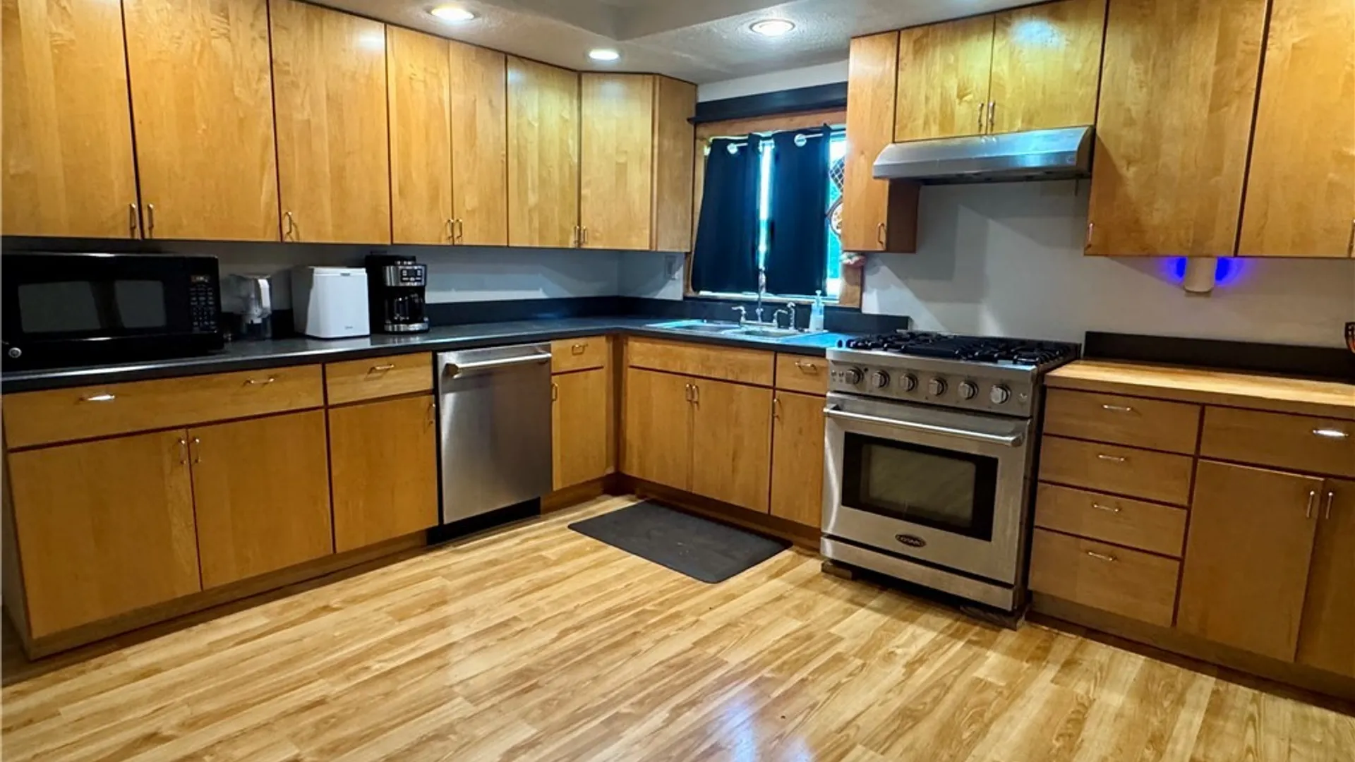 Property at 5781 Youngs Road, Vernon, NY 13476 3