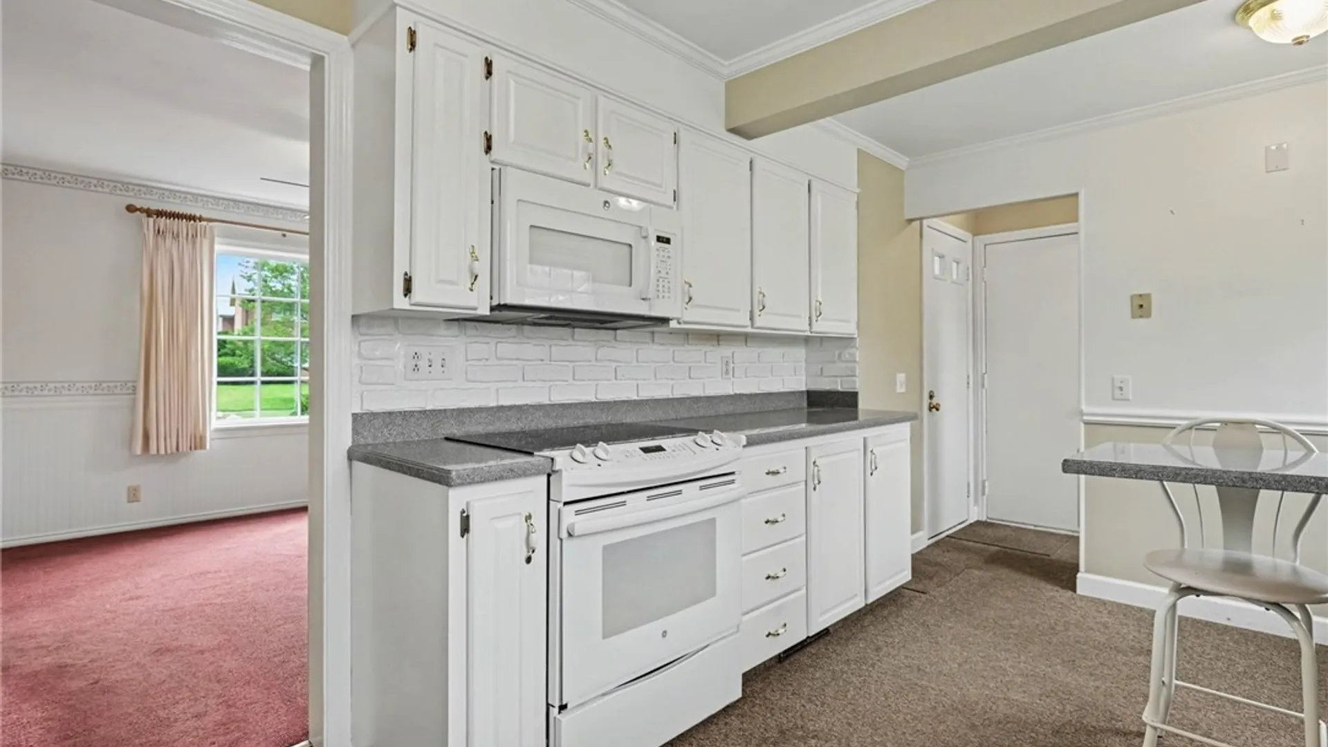 Property at 210 Washington Avenue, Irondequoit, NY 14617 8