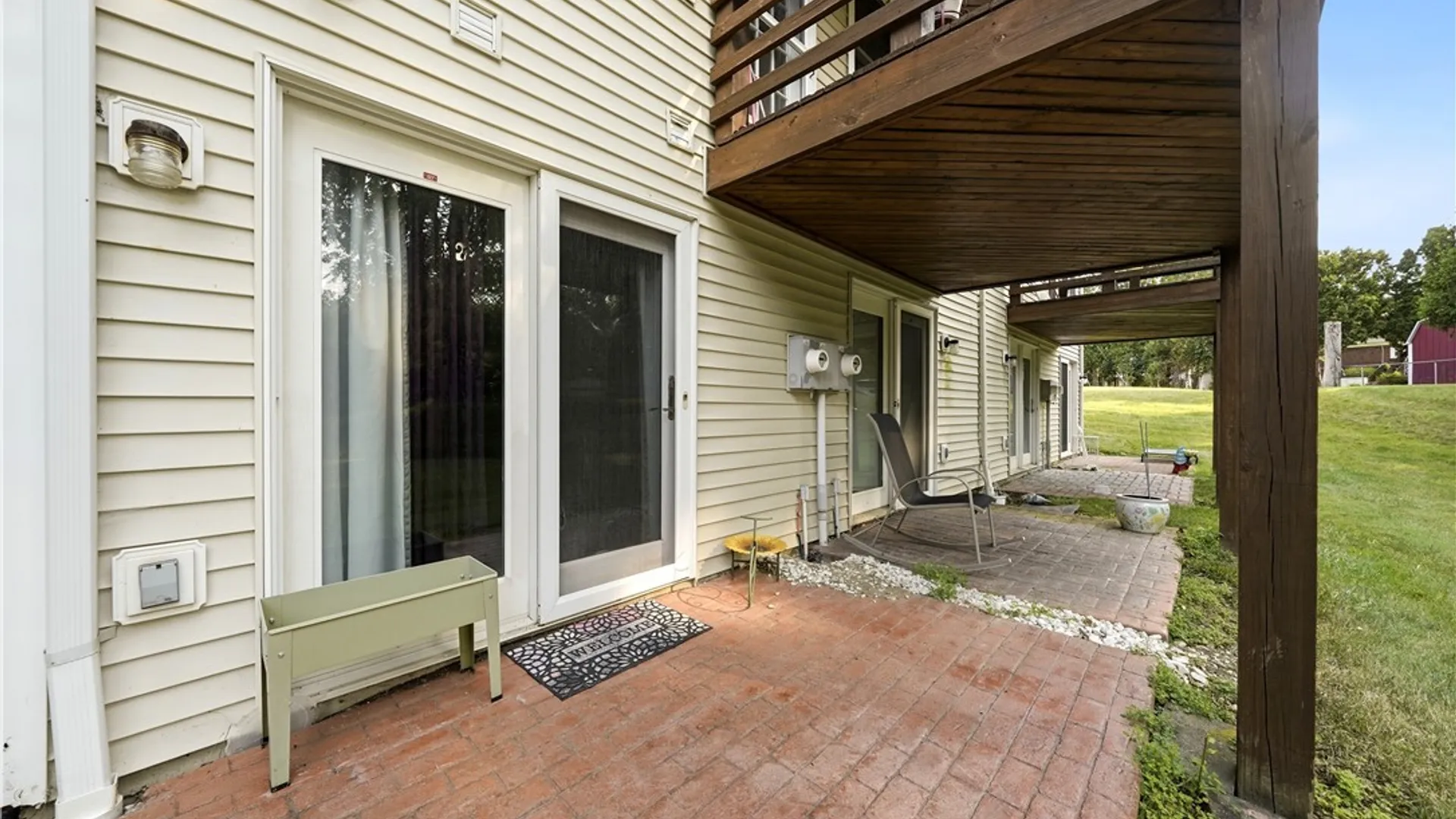 Property at 127 Olde Stone Lane, Lancaster, NY 14086 5