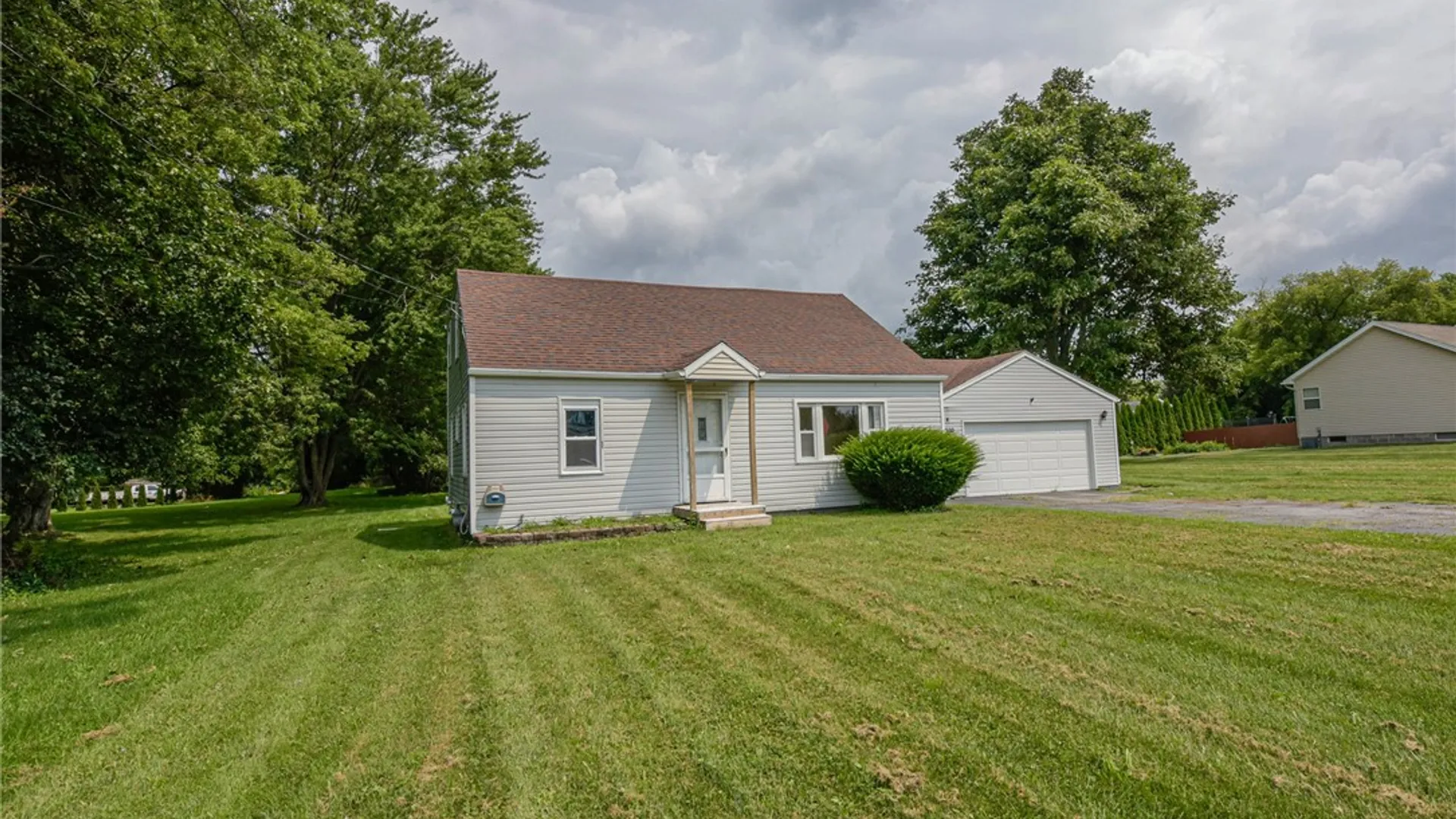 Property at 2300 Spencerport Road, Gates, NY 14606 4